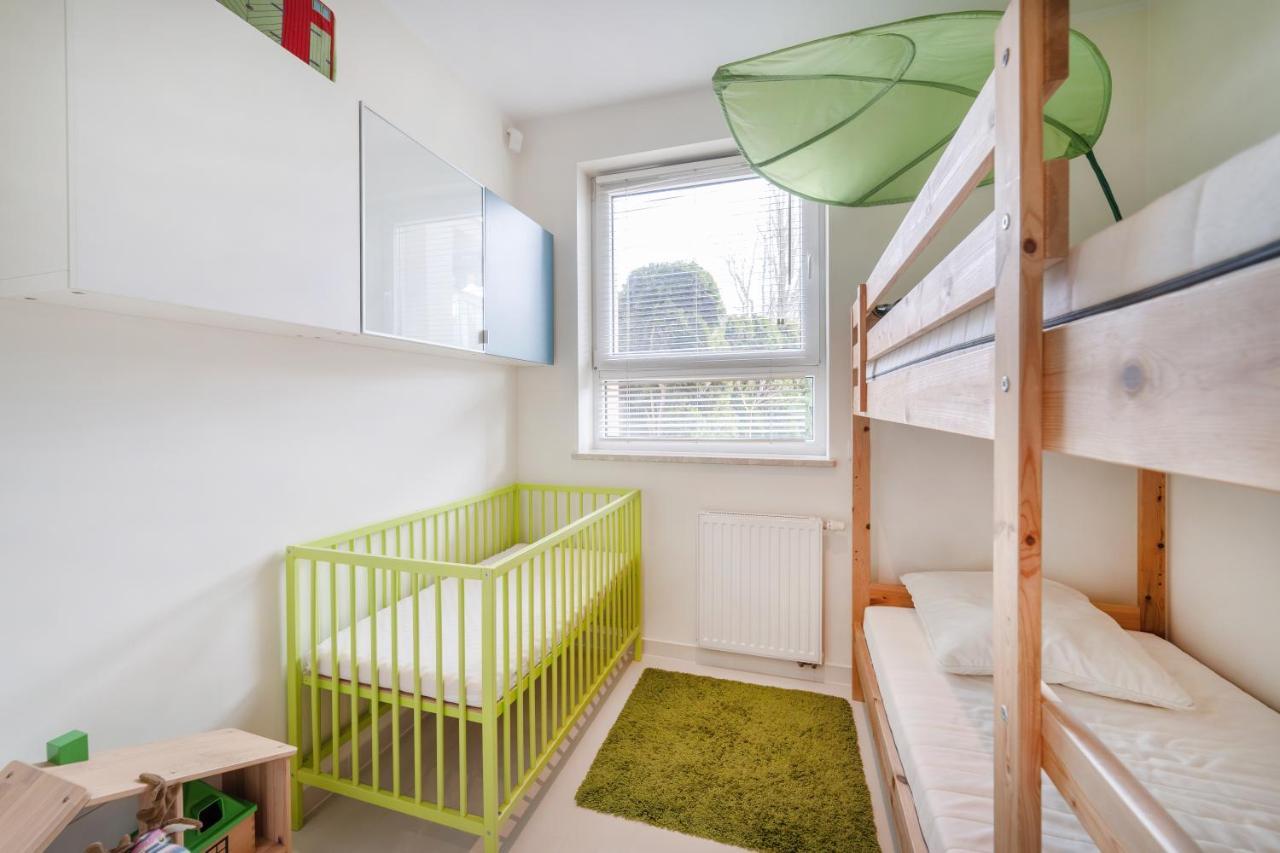 Apartament Rodzinny Family Garden Jastrzębia Góra Dış mekan fotoğraf